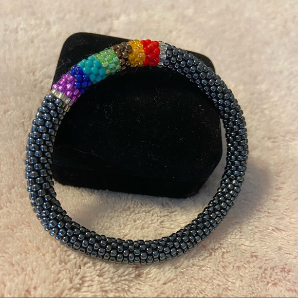 Sashka Co. black chakra glass beaded bracelet - Picture 2 of 5